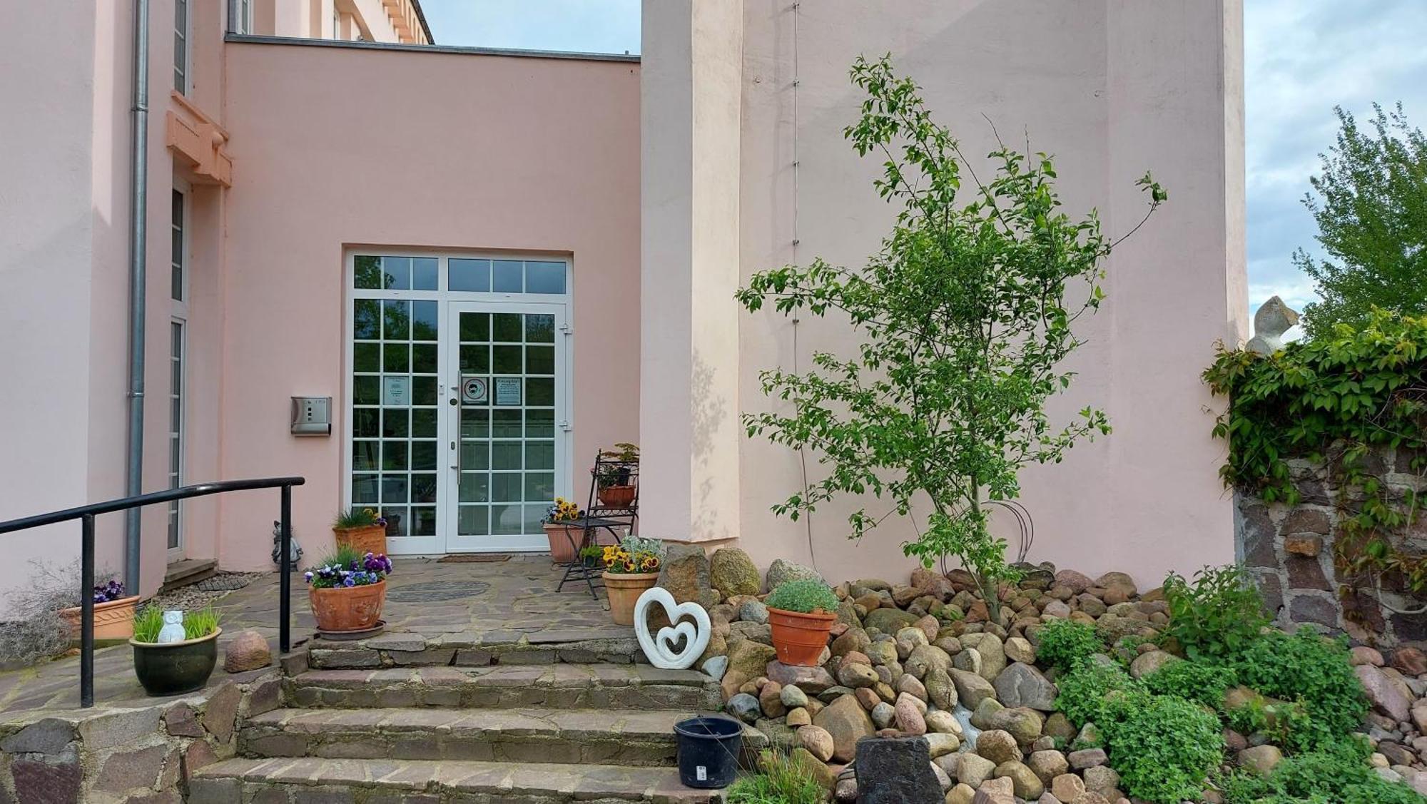 Leipzig Ferienwohnung In Ruhiger Lage Εξωτερικό φωτογραφία